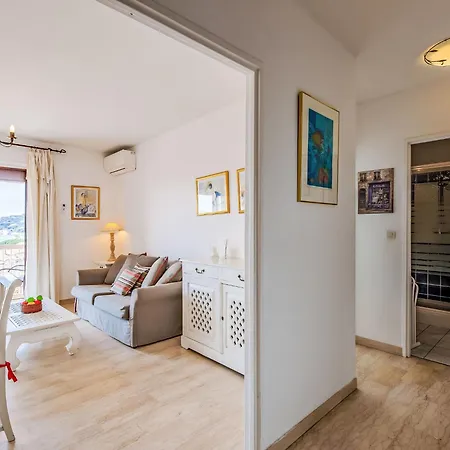 Les Pins Dores-2 By Interhome Lägenhet Sainte-Maxime